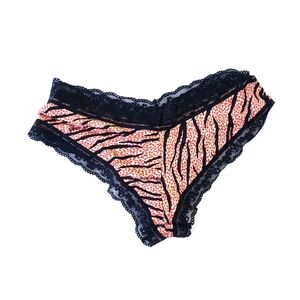 Victoria’s Secret Very Cheeky Trim Lace Brown Animal Print Panty Size Medium